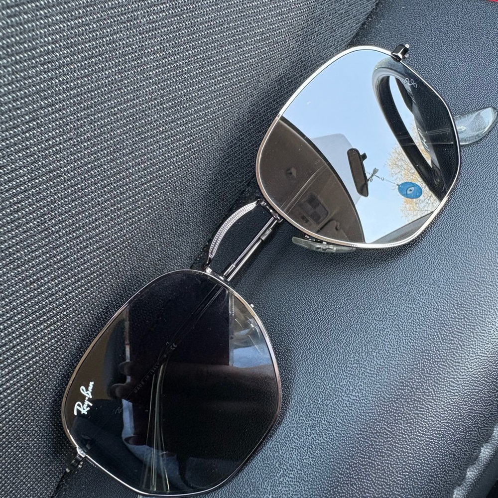 Ray-Ban Black Sunglasses